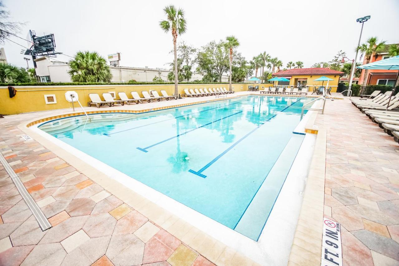 Multi Resorts At Fantasy World Orlando Exterior photo